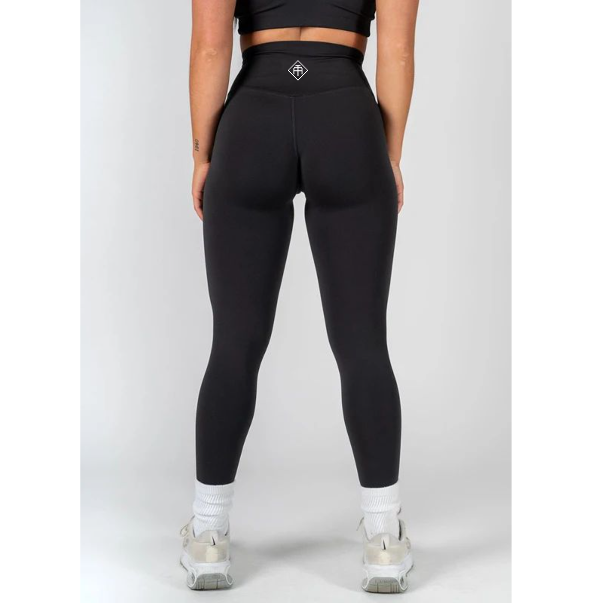 Triumph Sculpt Peach Leggings