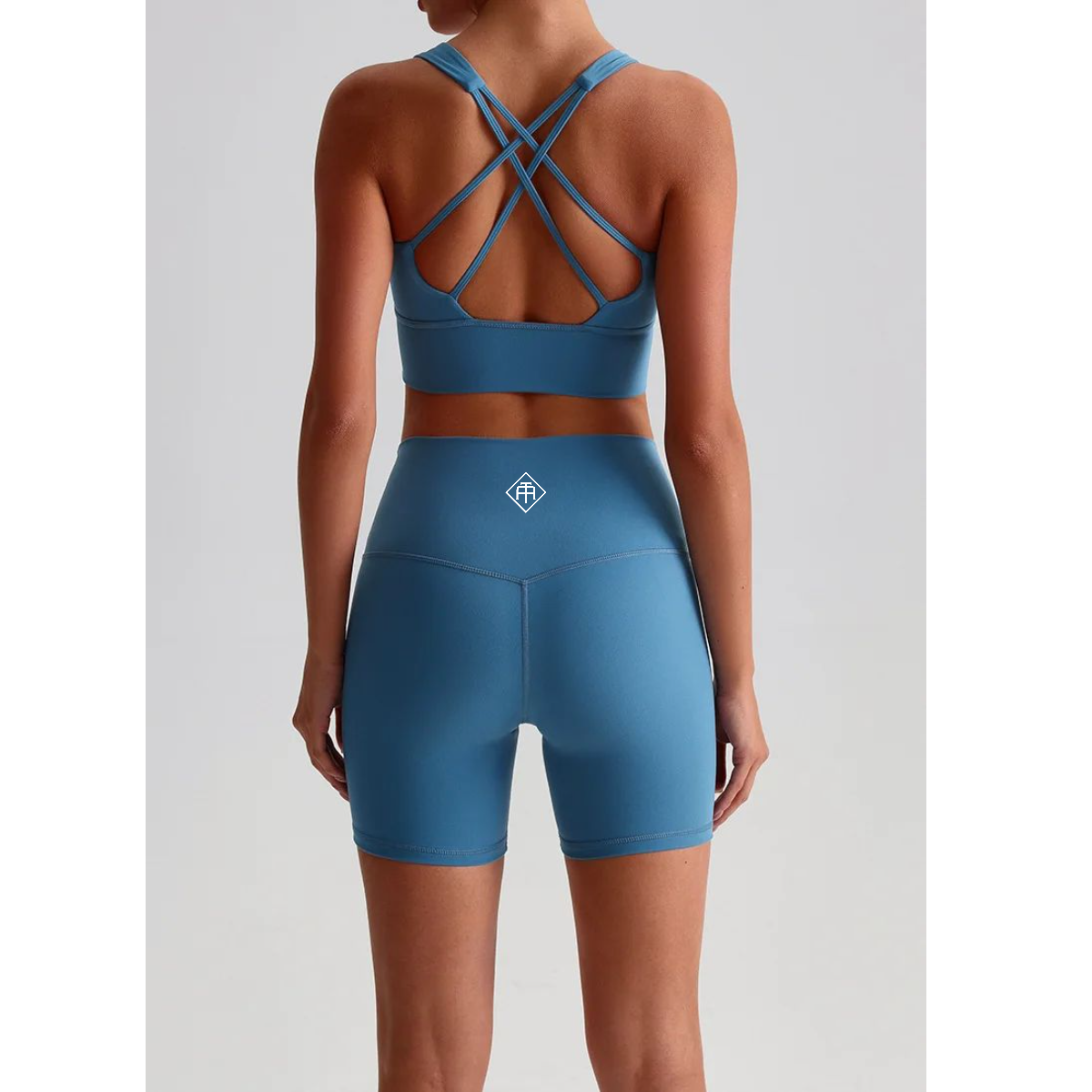 Triumph Cloud 6" High-Waist Gym Shorts