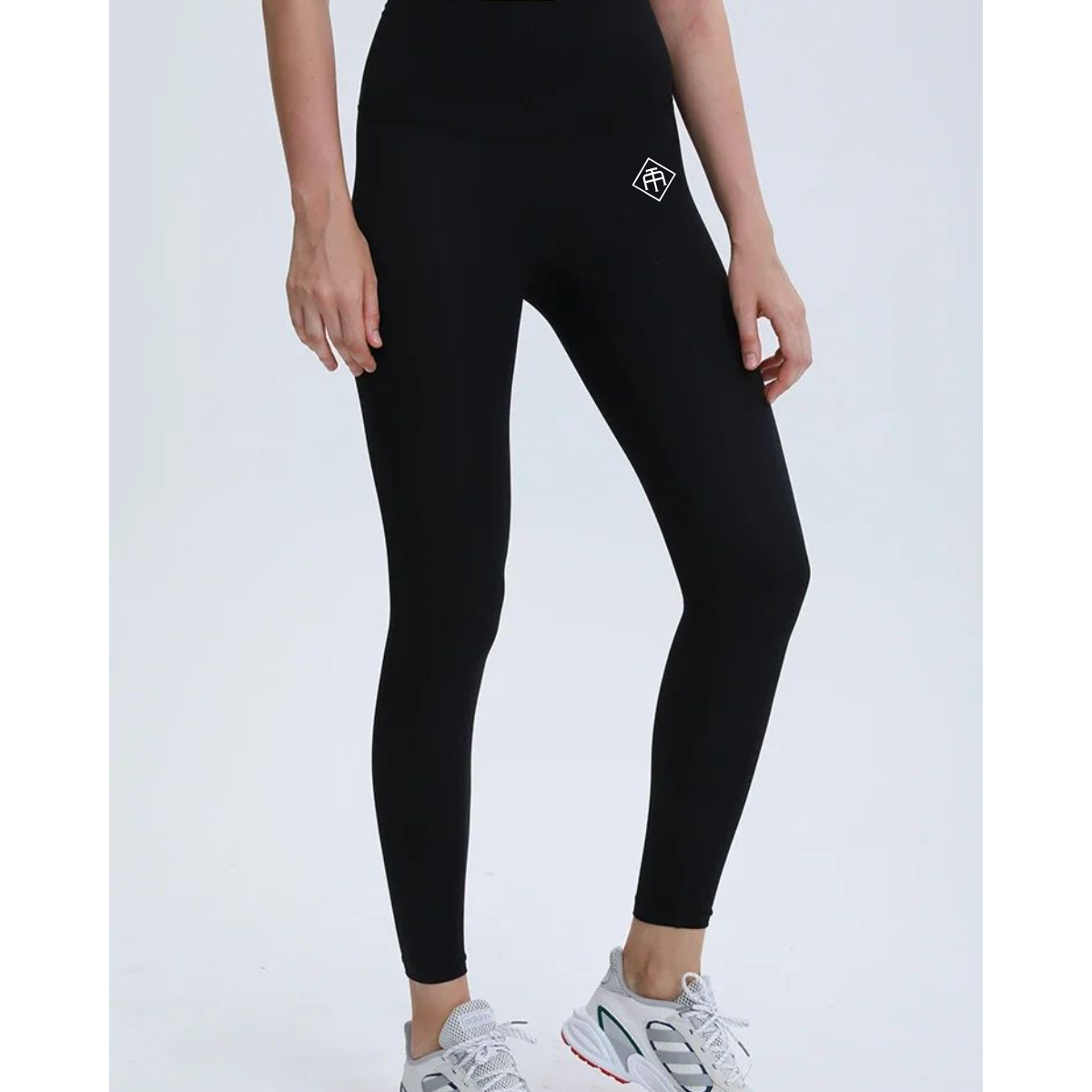 Triumph Classic 5.0 Women’s High-Rise Seamless Leggings